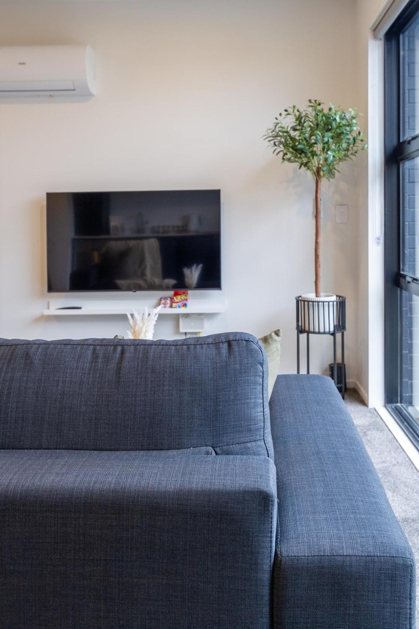 شقة 2 Bed, 2 Bath W Sofa Bed - Great Cafes Nearby كريستتشيرش المظهر الخارجي الصورة